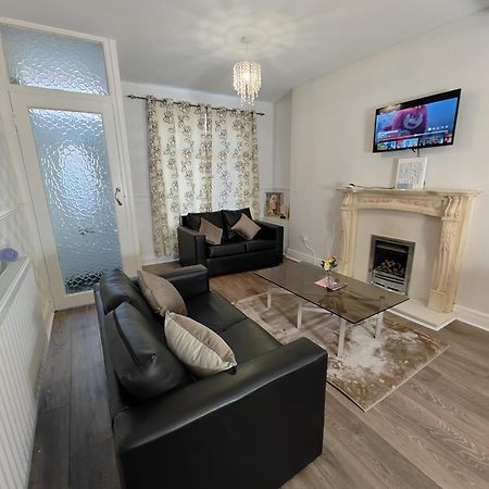 Anstuns Lodge Liverpool Exterior foto
